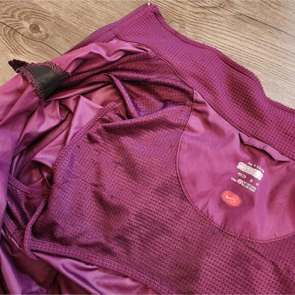 Nike Women's Convertible Running Jacket Dark Fuchsia Size M - Picture 12 of 15